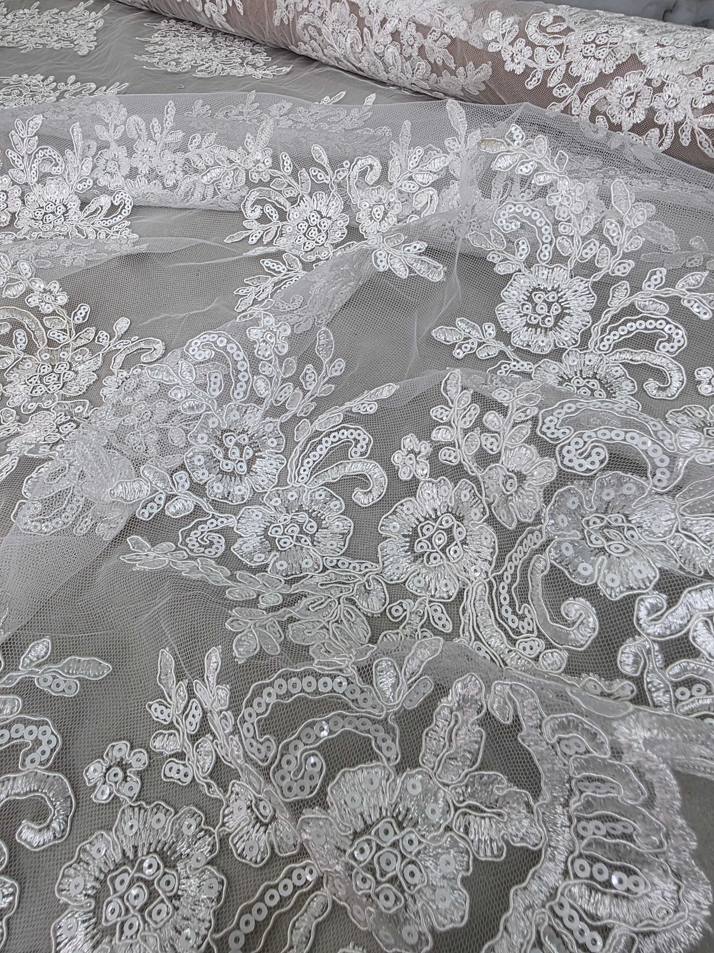 Tul Bordado Con Diseño Floral Con Lentejuela Color Blanco - HH039 ideal para vestidos de noche de boda y de XV años