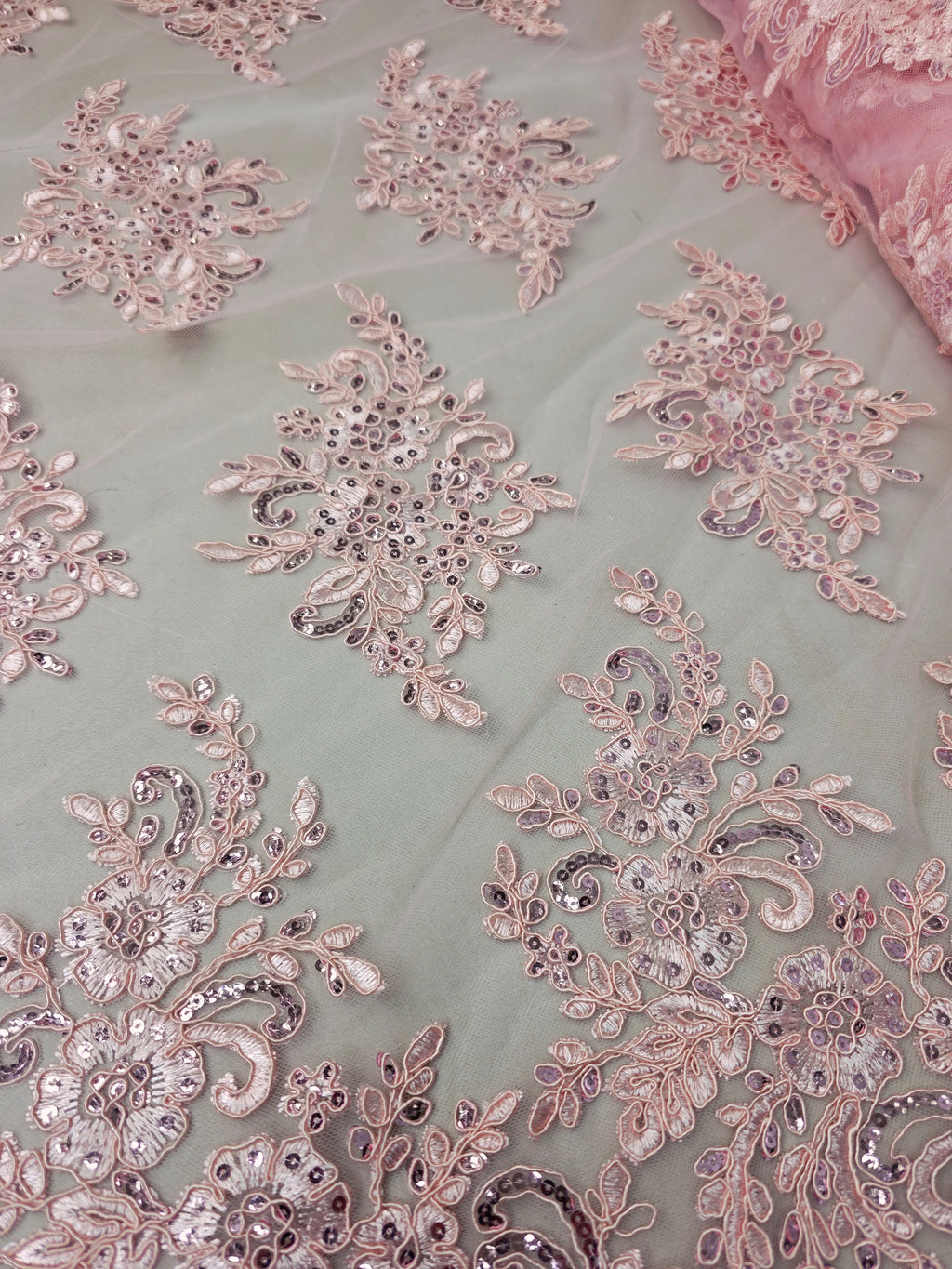 Tul Bordado Con Diseño Floral Con Lentejuela Color Rosa- HH039 ideal para vestidos de noche de boda y de XV años