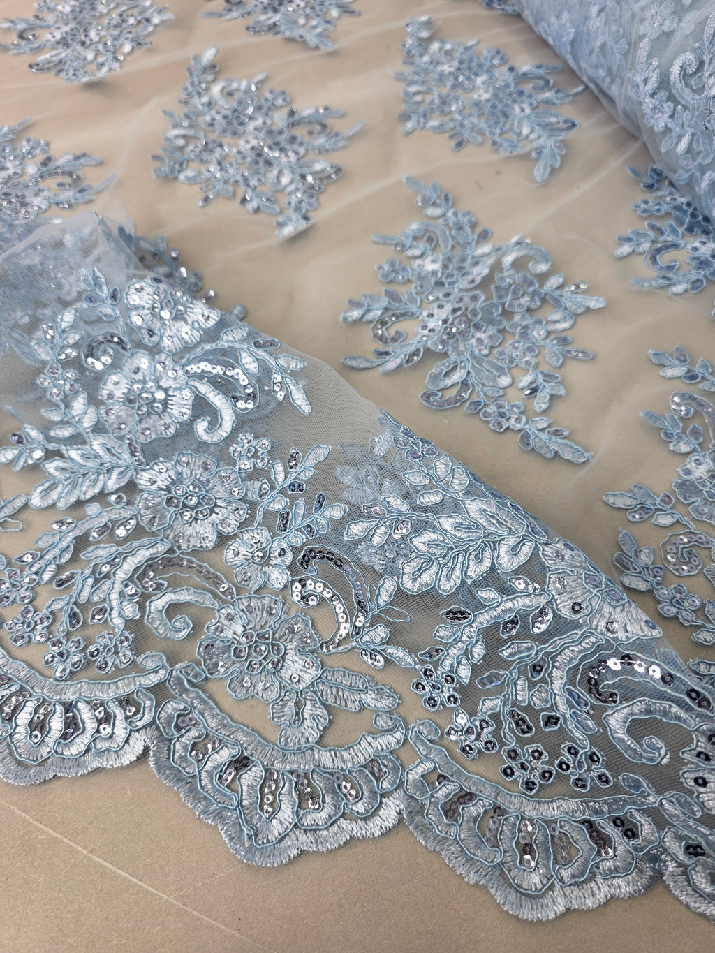 Tul Bordado Con Diseño Floral Con Lentejuela Color Cielo- HH039 ideal para vestidos de noche de boda y de XV años