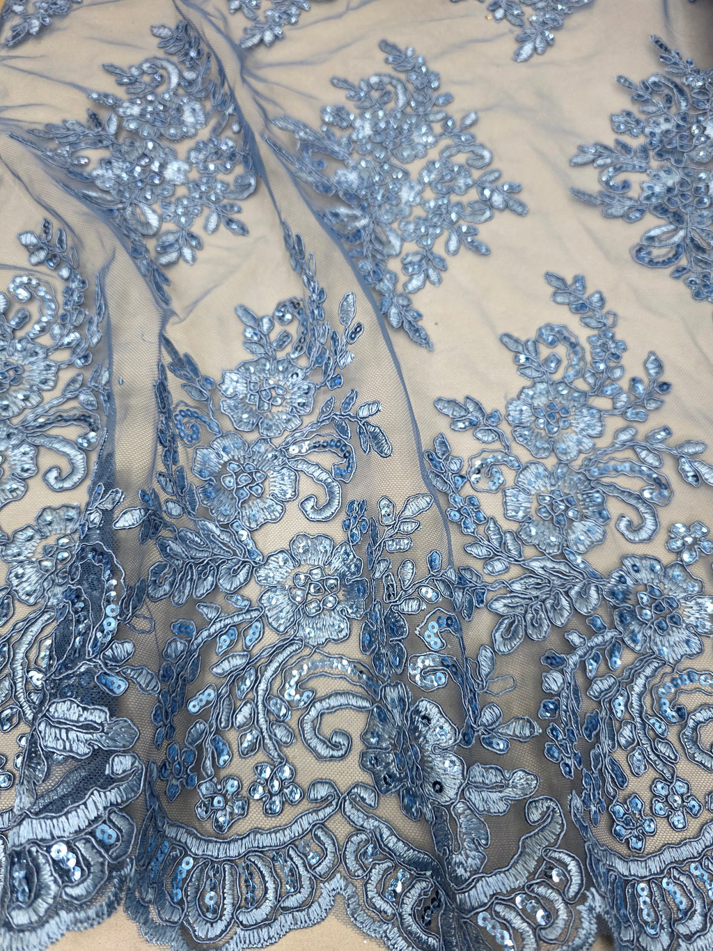 Tul Bordado Con Diseño Floral Con Lentejuela Color Plumbago - HH039 ideal para vestidos de noche de boda y de XV años