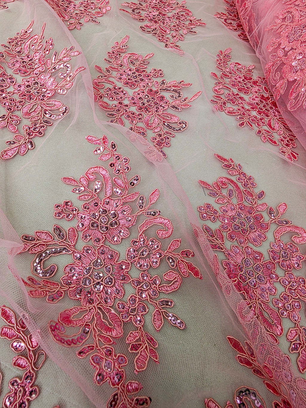 Tul Bordado Con Diseño Floral Con Lentejuela Color Palo de Rosa- HH039 ideal para vestidos de noche de boda y de XV años