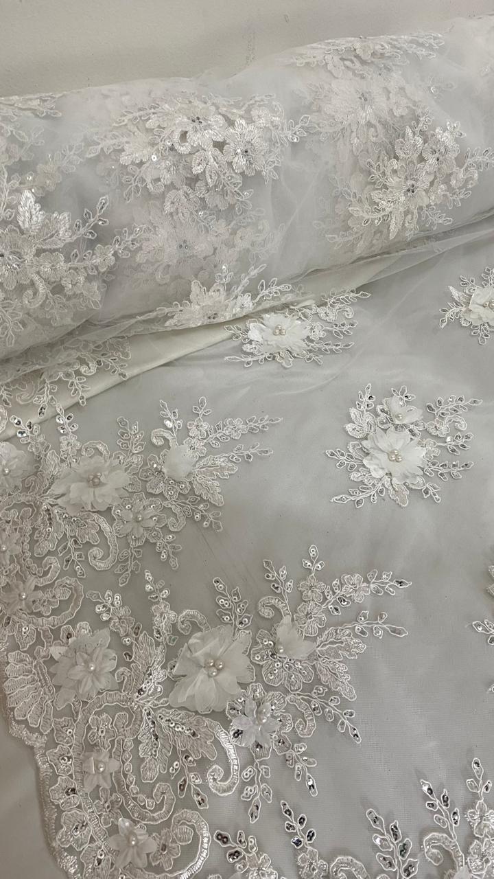 Tul Bordado Con Floral 3D, Lentejuela Y Perlas Color Hueso- HH158 ideal para vestidos de noche de boda y de XV años (Copia)