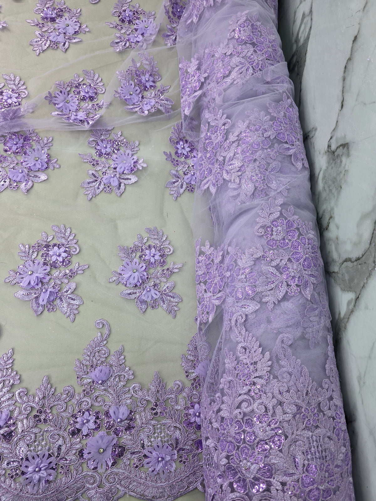 Tul Bordado Con Floral 3D, Lentejuela Y Perlas Color Lila- HH160 ideal para vestidos de noche de boda y de XV años
