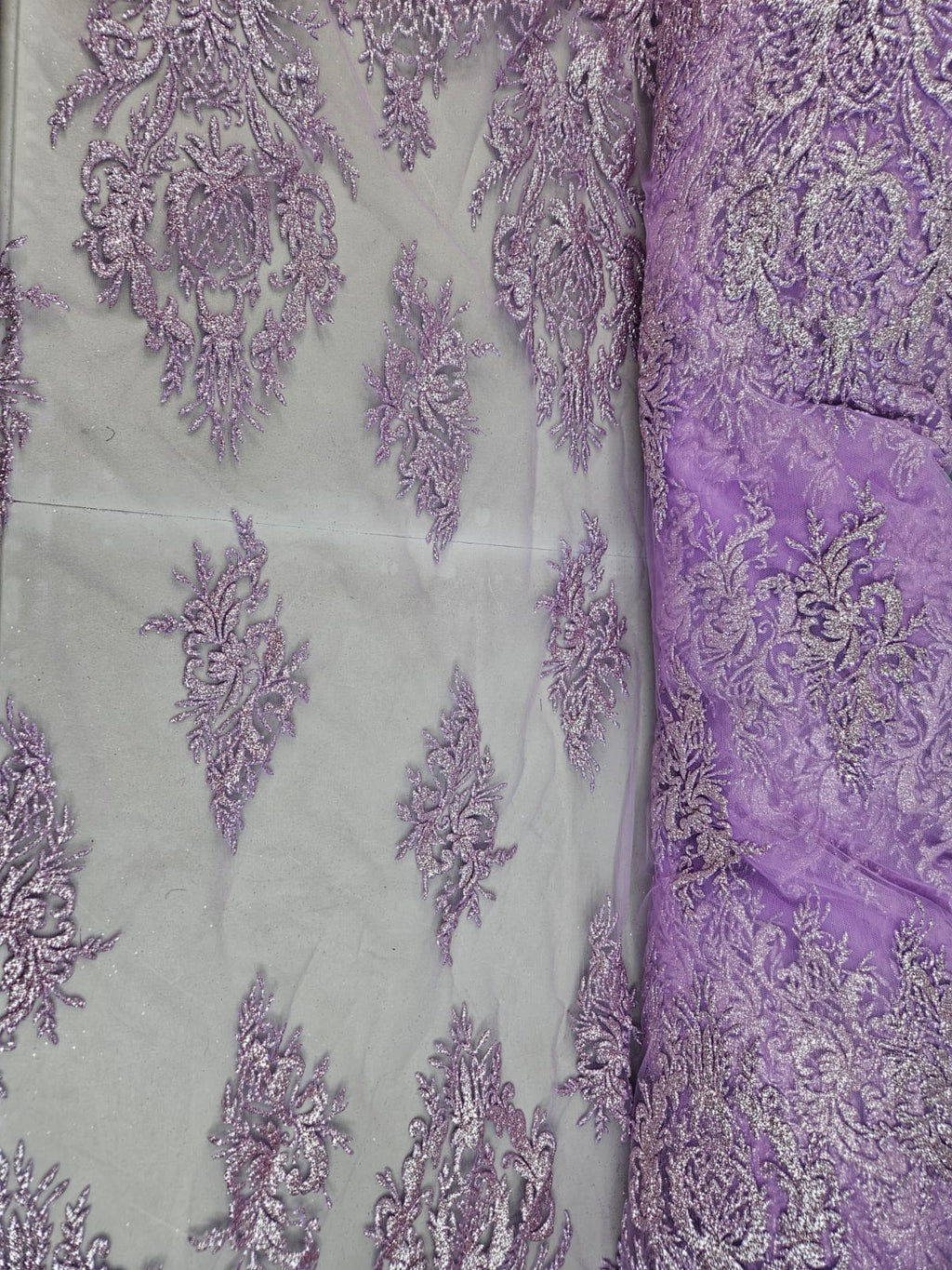 Tul Bordado Con Diseño En Acabado Glitter Color Lila- HH169 ideal para vestidos de noche de boda y de XV años