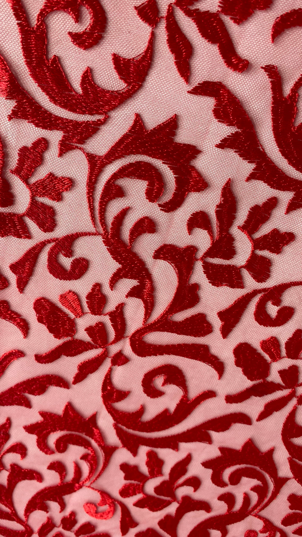 Tul Bordado Diseño Con Grecas Rojo- HH174 ideal para vestidos de noche de boda y de XV años