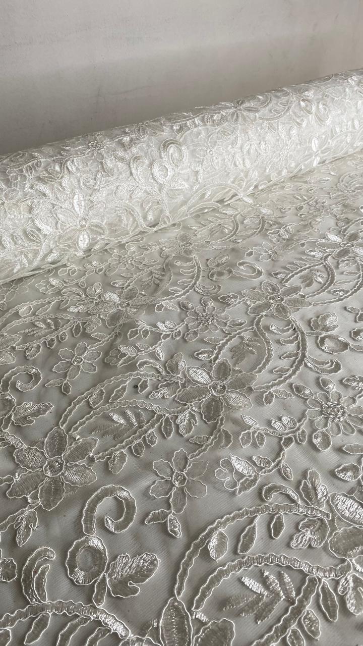 Tul Bordado Con Diseño Floral Con Lentejuela Color Hueso -HH193 ideal para vestidos de noche de boda y de XV años
