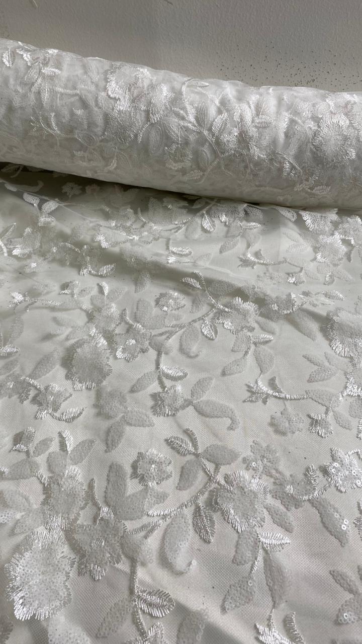 Tul Bordado Diseño Floral Con Lentejuela Color Hueso-HH195 ideal para vestidos de noche de boda y de XV años