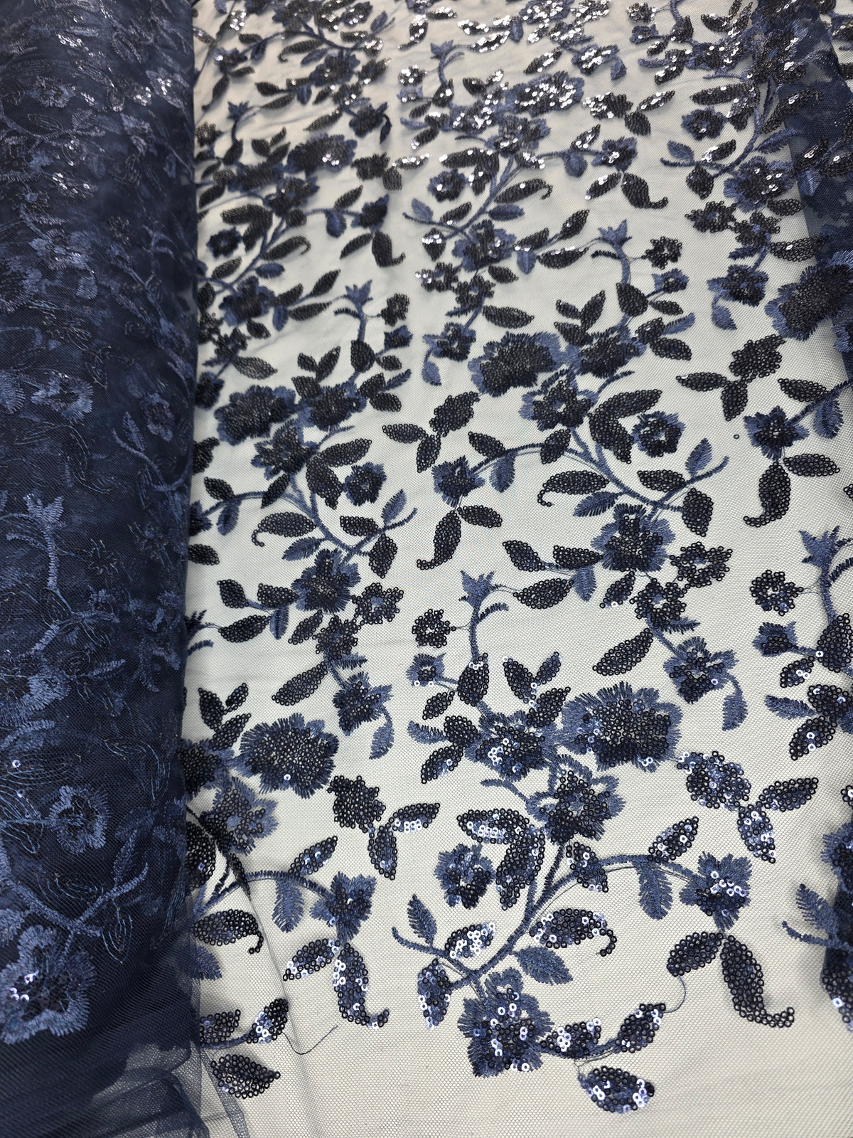 Tul Bordado Diseño Floral Con Lentejuela Color Marino -HH195 ideal para vestidos de noche de boda y de XV años