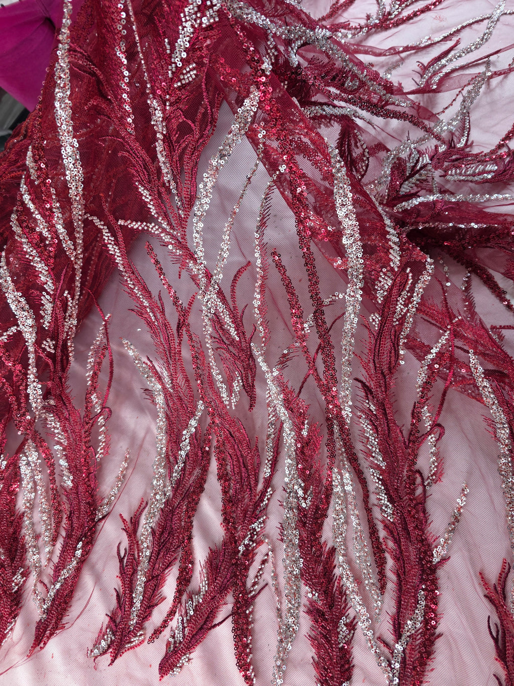 Tul Bordado Con Ramas En Lentejuela Y Chaquira Color Vino -HH196 ideal para vestidos de noche de boda y de XV años (Copia)