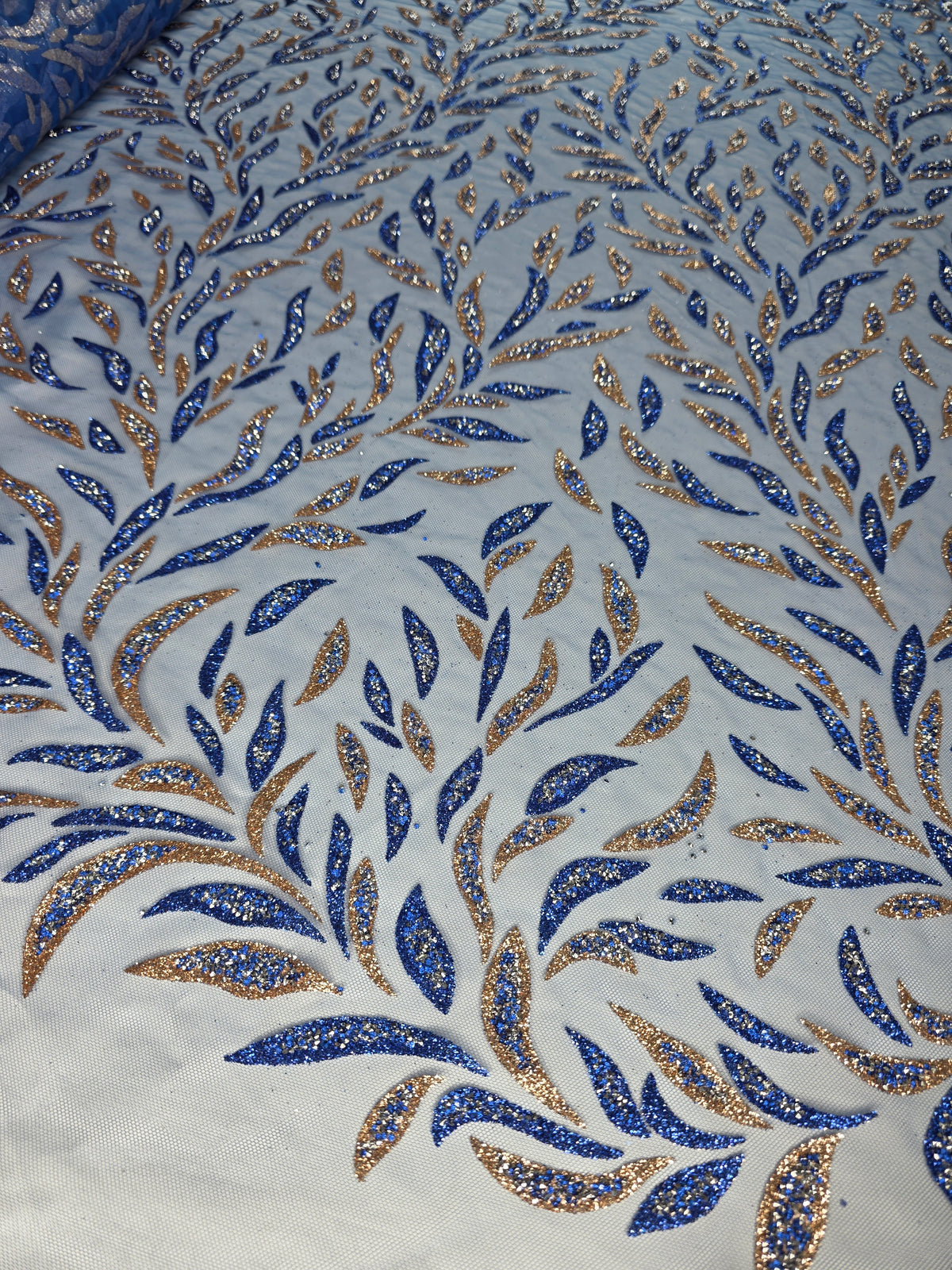 Tul Bordado Con Diseño Aplicaciones de Pedrería Y Glitter Color Azul Rey -HH200 ideal para vestidos de noche de boda y de XV años