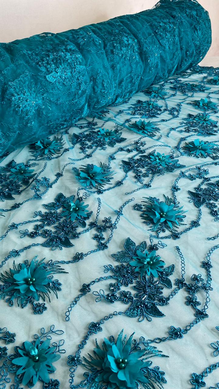 Tul Bordado Con Flores 3D Aplicaciones de Perlas Y Canutillo Color Verde- HH238 ideal para vestidos de noche y de XV años