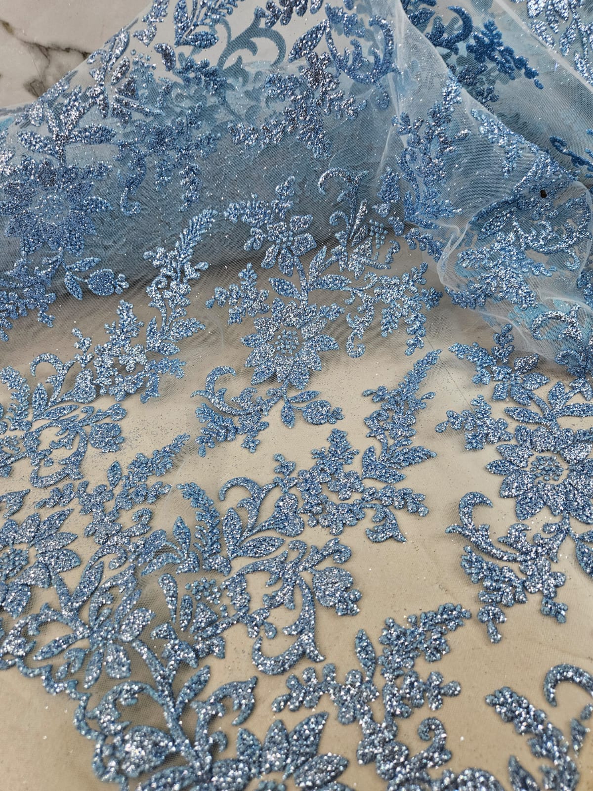 Tul Bordado Con Estampado en Glitter Diseño Floral Color Azul- HH240  ideal para vestidos de noche de boda y de XV años
