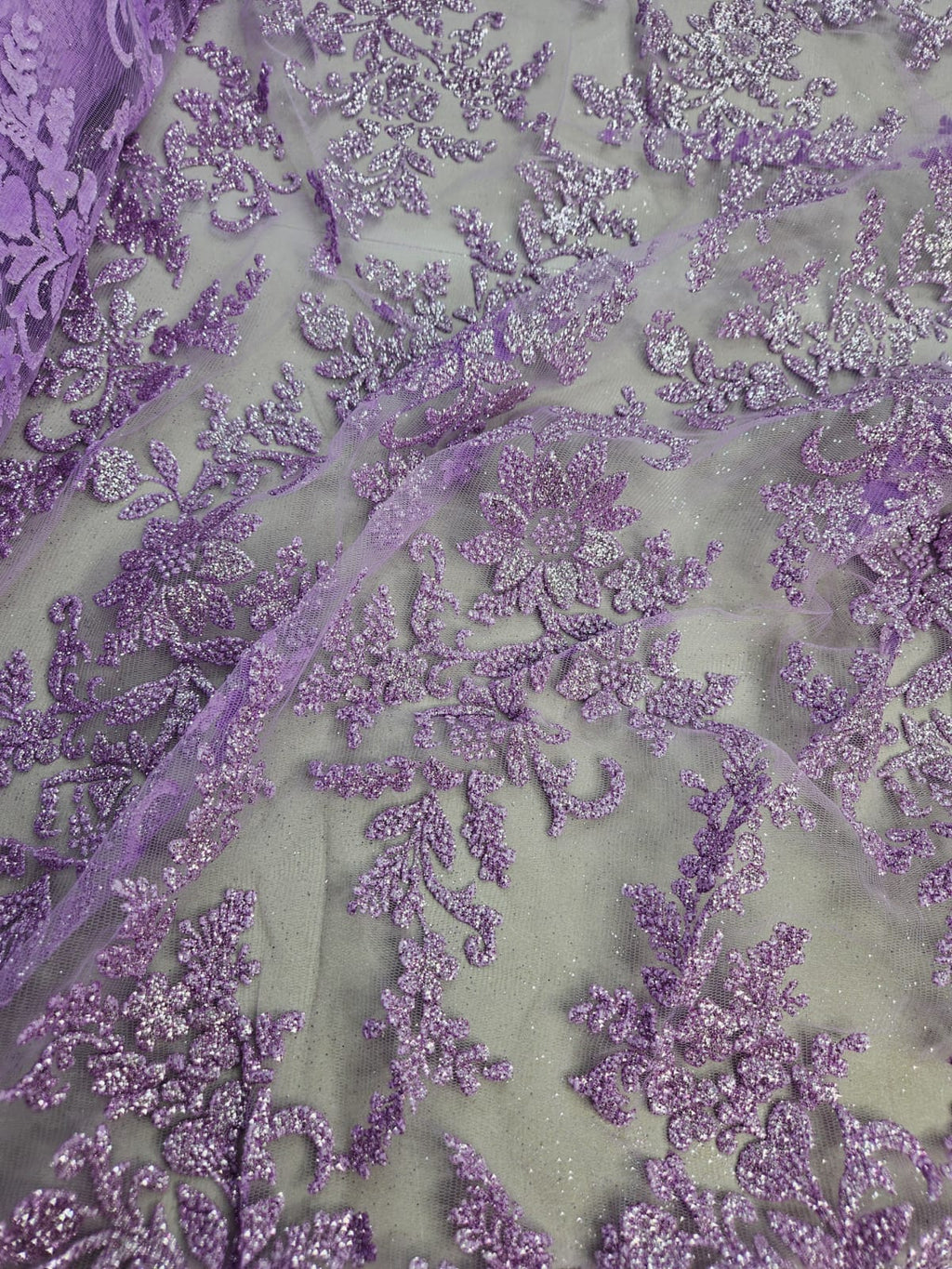 Tul Bordado Con Estampado en Glitter Diseño Floral Color Lila- HH240  ideal para vestidos de noche de boda y de XV años