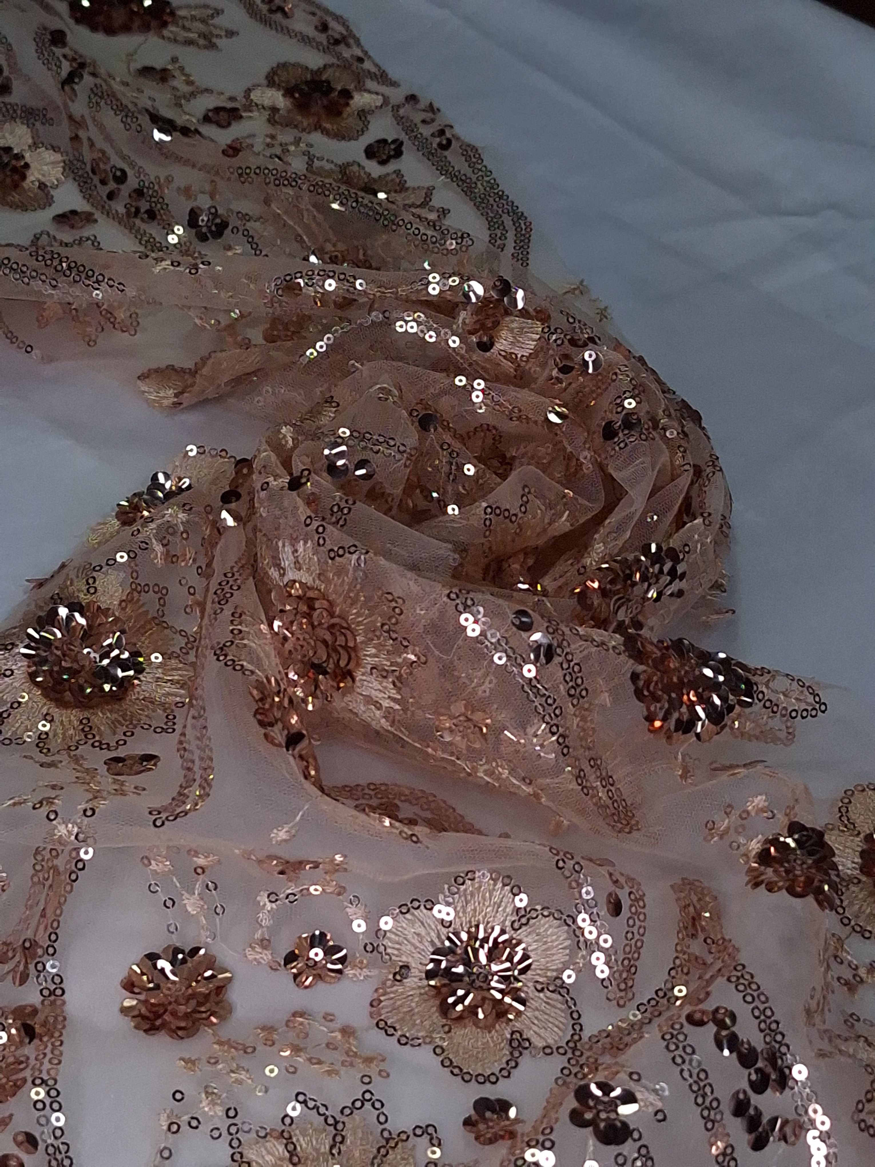 Tul bordado color oro H104, ideal para vestidos de noche de boda y de XV años