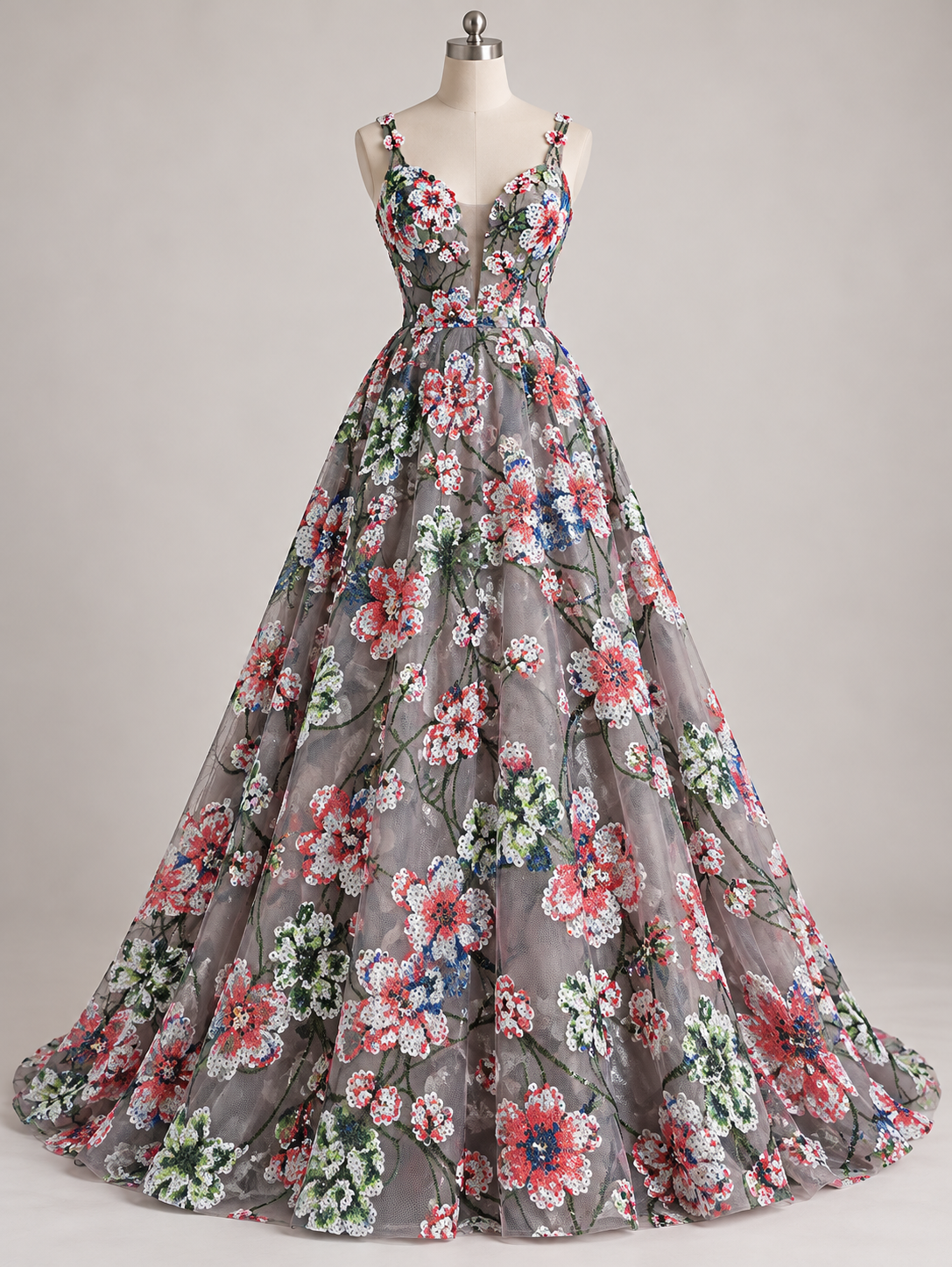 Inspiración de vestido generada con IA: Tul bordado Con Flores de Lentejuela Color Coral A671, ideal para vestidos de noche de boda y de XV años; se vende la tela.