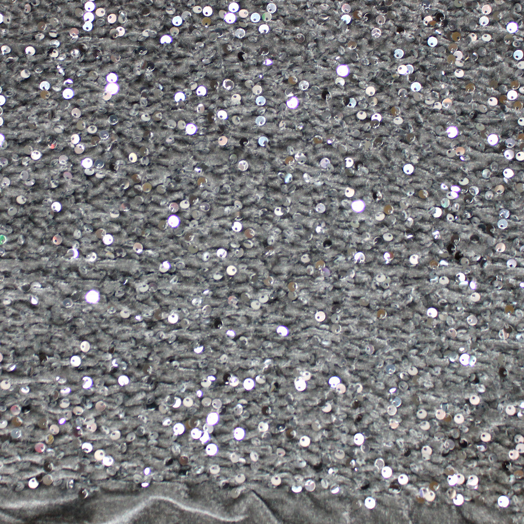 Tul bordado con lentejuela sobre terciopelo A789 color gris, ideal para vestidos y disfracez