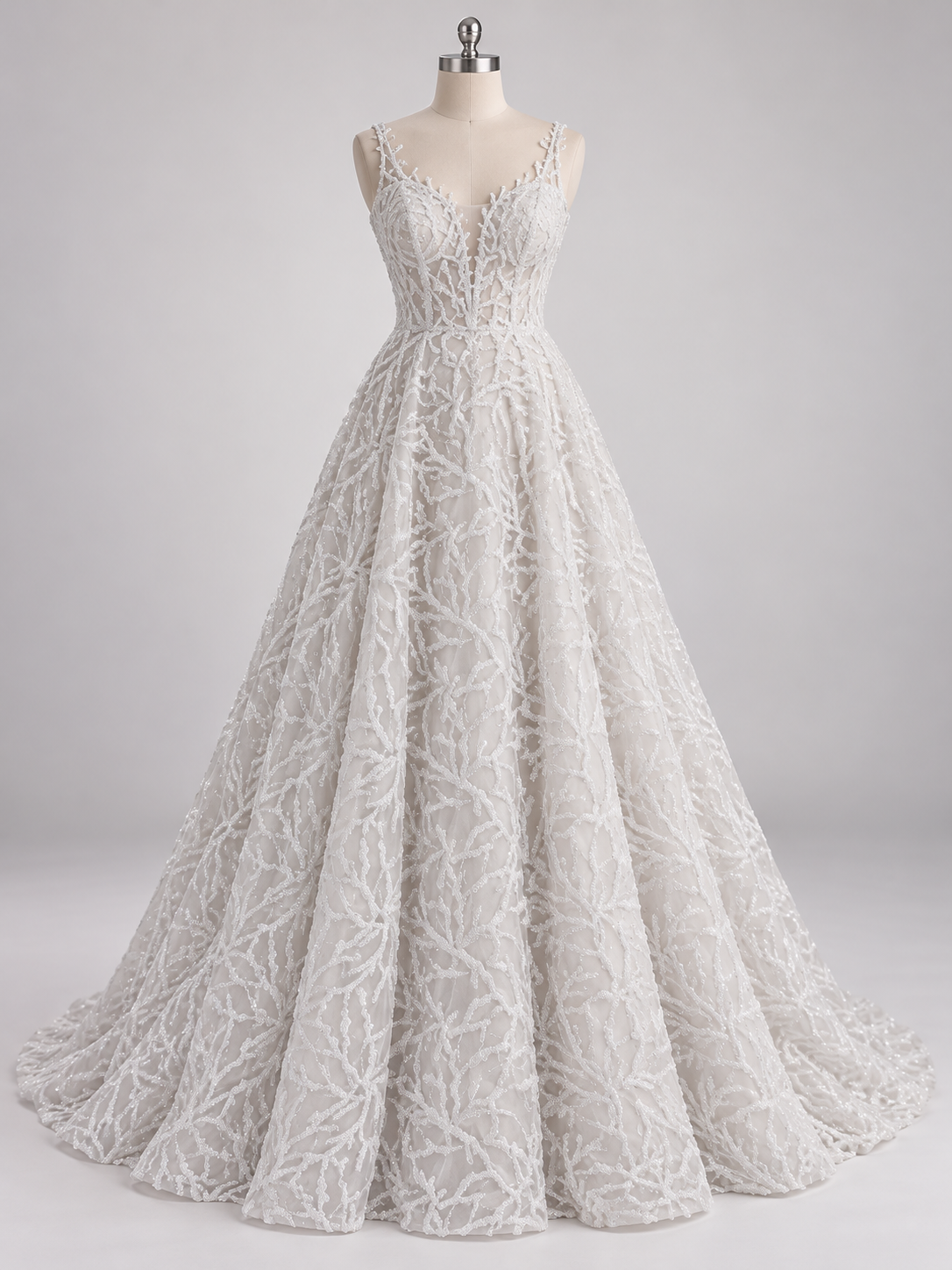Inspiración de vestido generada con IA: Tul Bordado Con Diseño, Pedrería Y Glitter Color Blanco - HH124 ideal para vestidos de noche de boda y de XV años; se vende la tela.