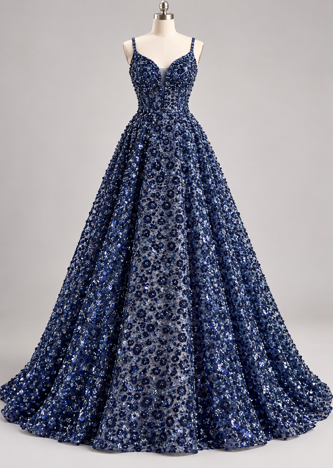 Inspiración de vestido generada con IA: Tul Bordado Con Flores 3d, Lentejuela, Chaquira Y Canutillo Color Azul Marino- HH226 ideal para vestidos de noche y de XV años; se vende la tela.