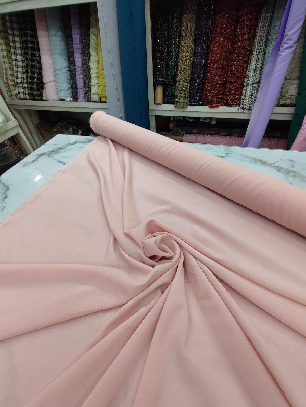 HH10 Rose: fotografía real de la tela. Ceremonia Textil. Se vende tela por metro.