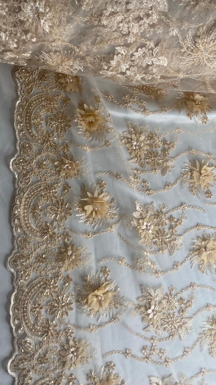 HH238 ORO: fotografía real del tejido y color exacto. Se vende tela por metro.