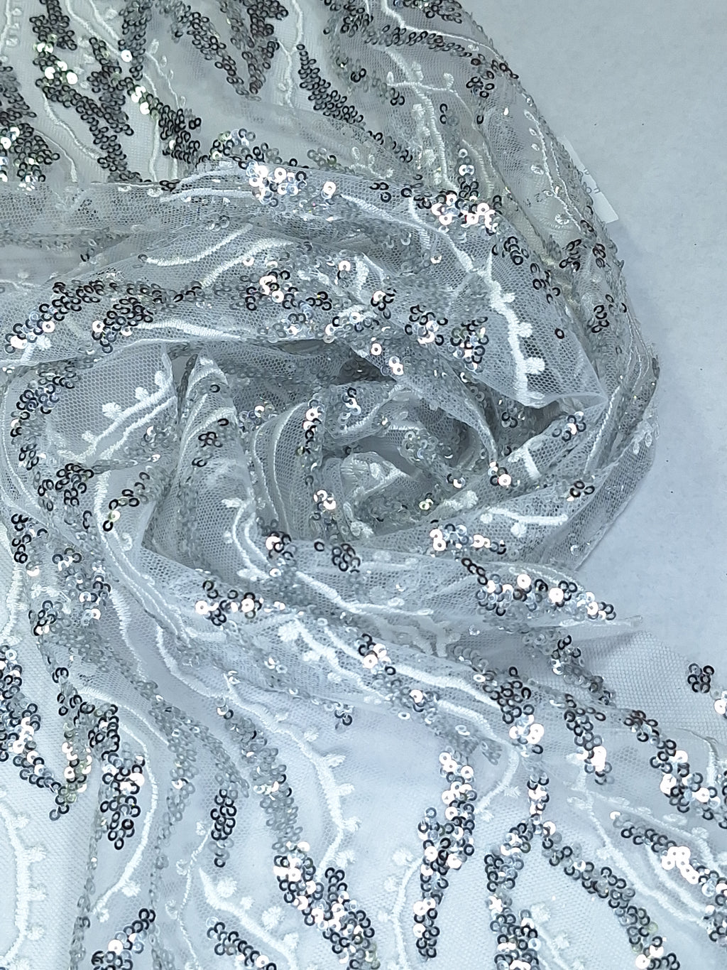 Tul bordado color blanco plata  A925, ideal para vestidos de noche de boda y de XV años