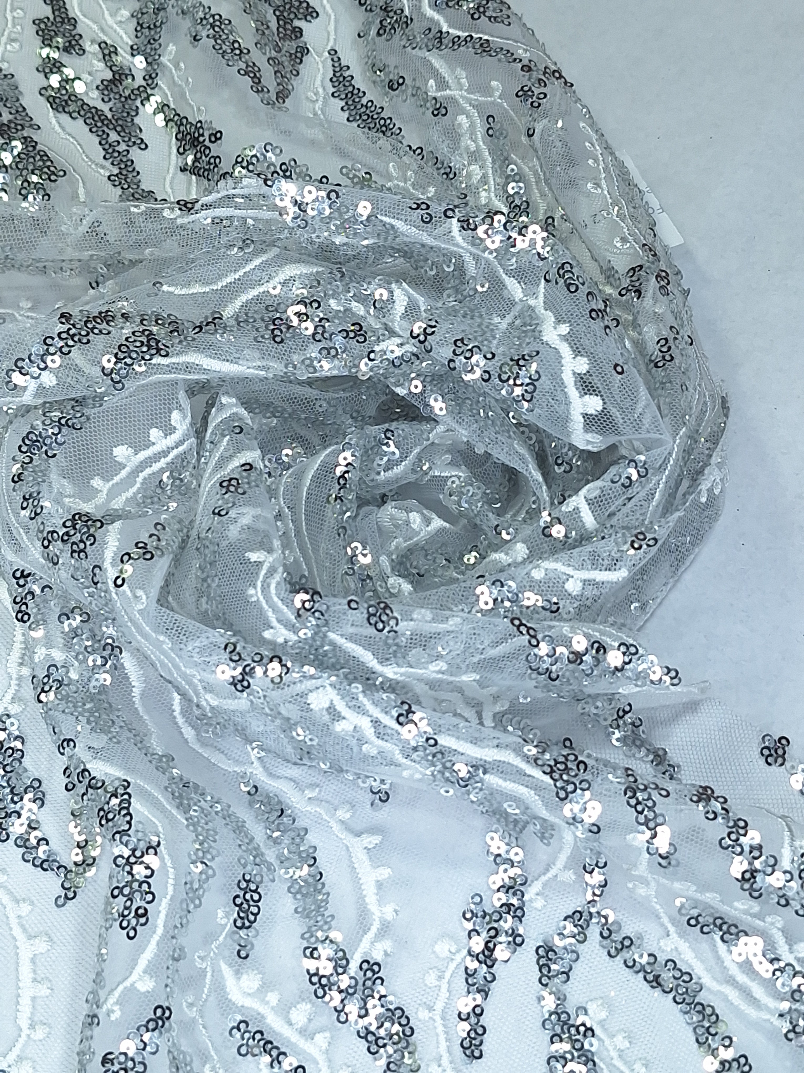 Tul bordado color blanco plata  A925, ideal para vestidos de noche de boda y de XV años