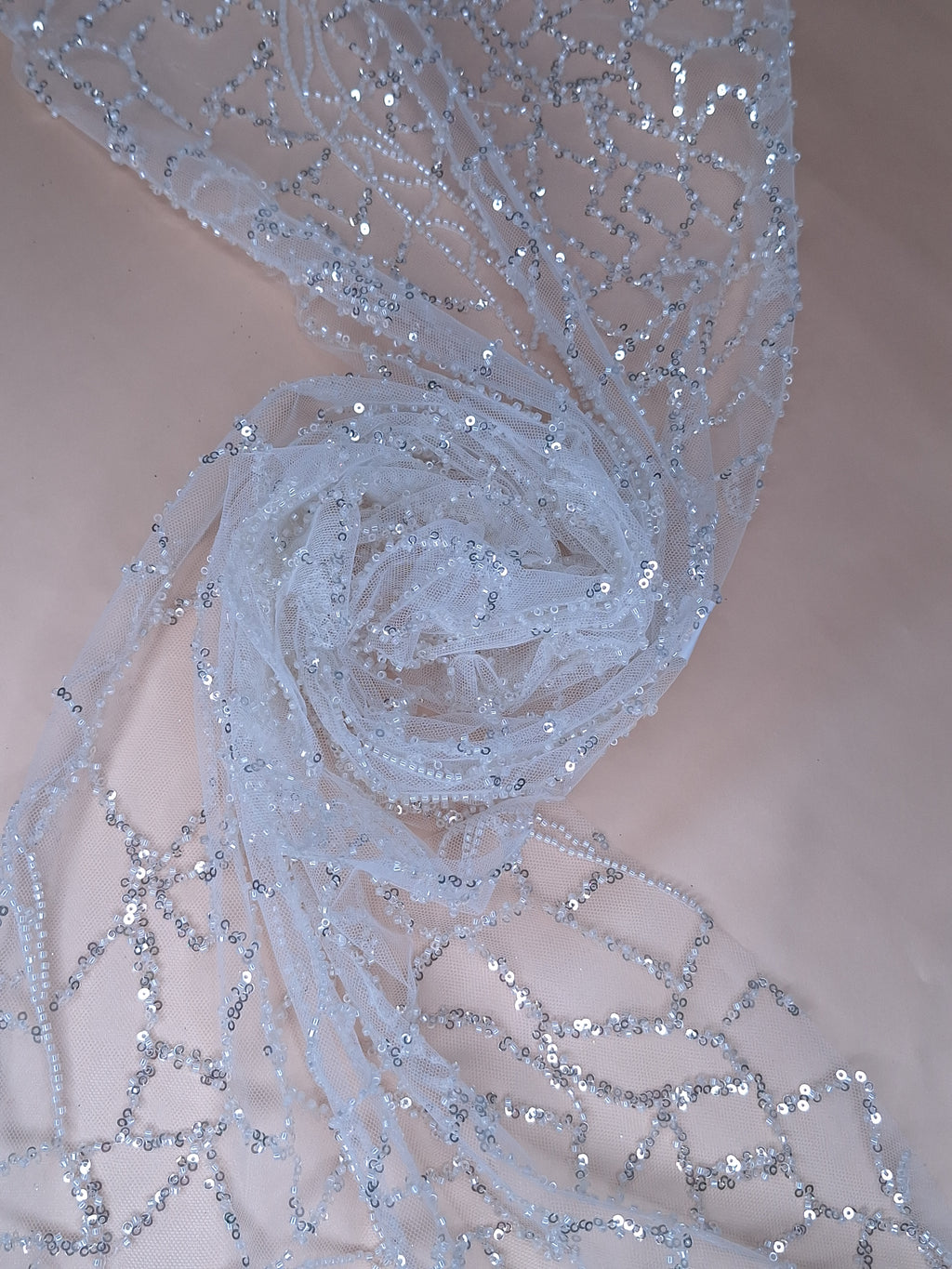 Tul bordado color blanco A943, ideal para vestidos de noche de boda y de XV años