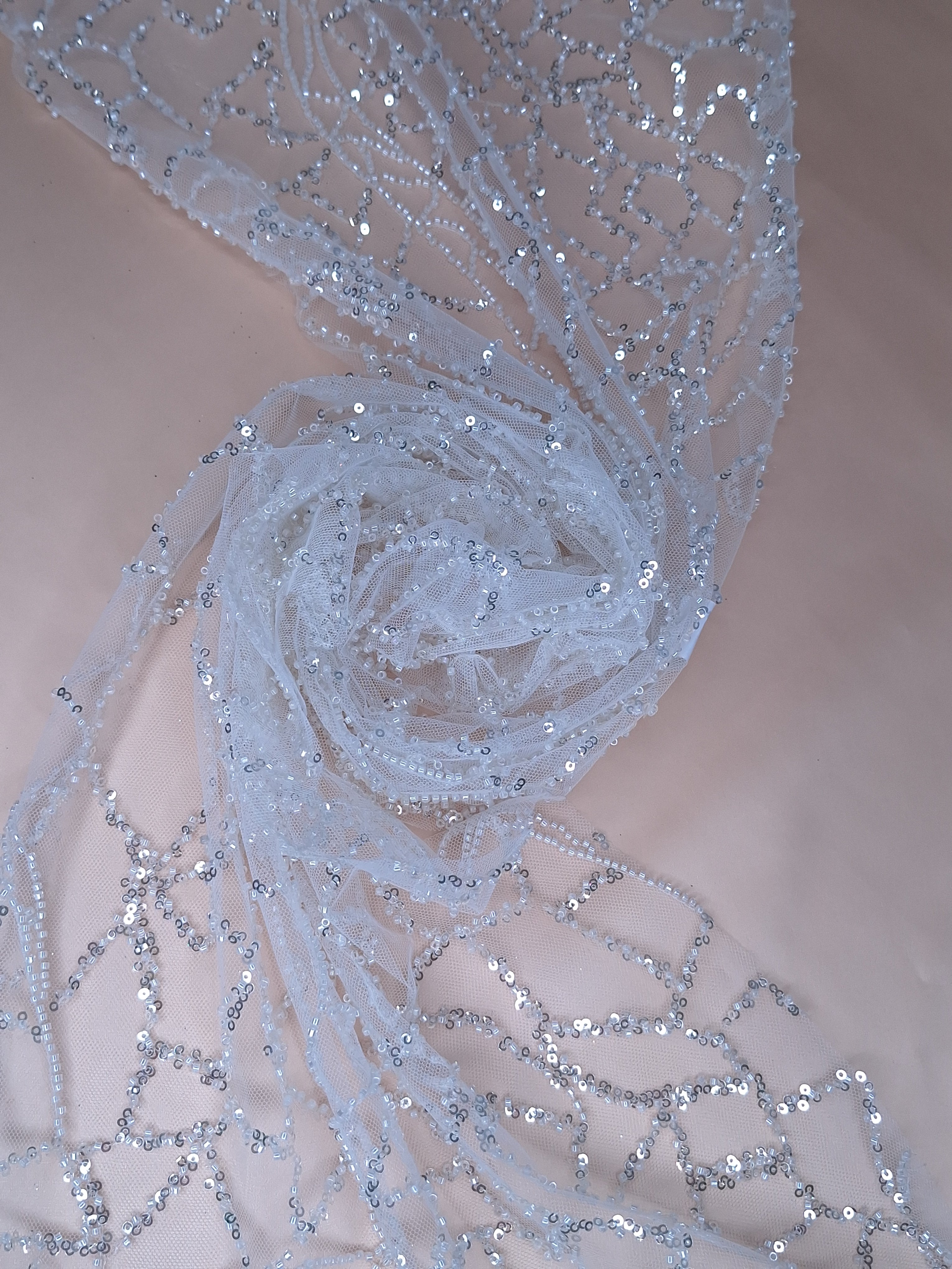 Tul bordado color blanco A943, ideal para vestidos de noche de boda y de XV años