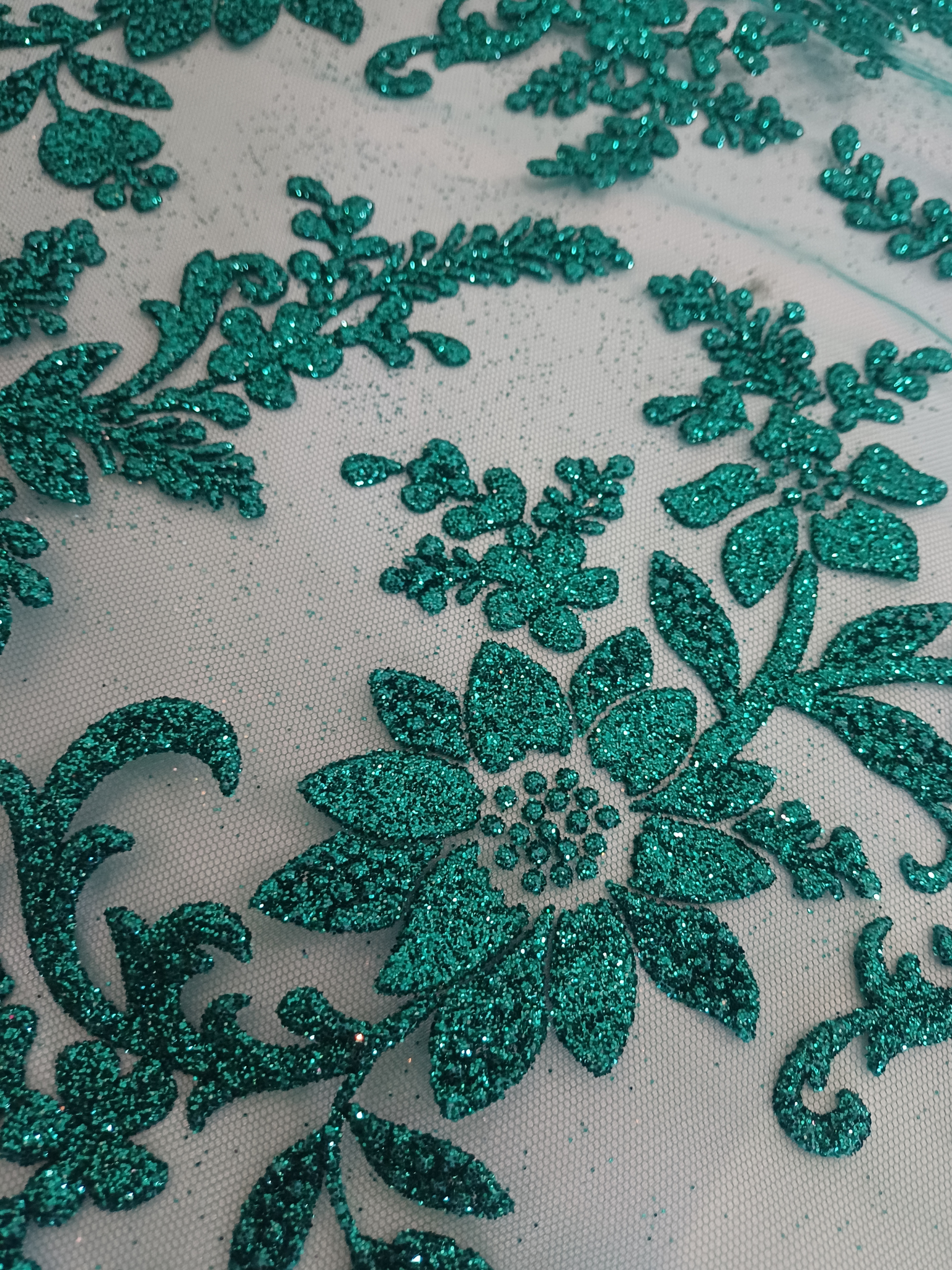 Tul Bordado Con Estampado en Glitter Diseño Floral Color Esmeralda- HH240 ideal para vestidos de noche de boda y de XV años