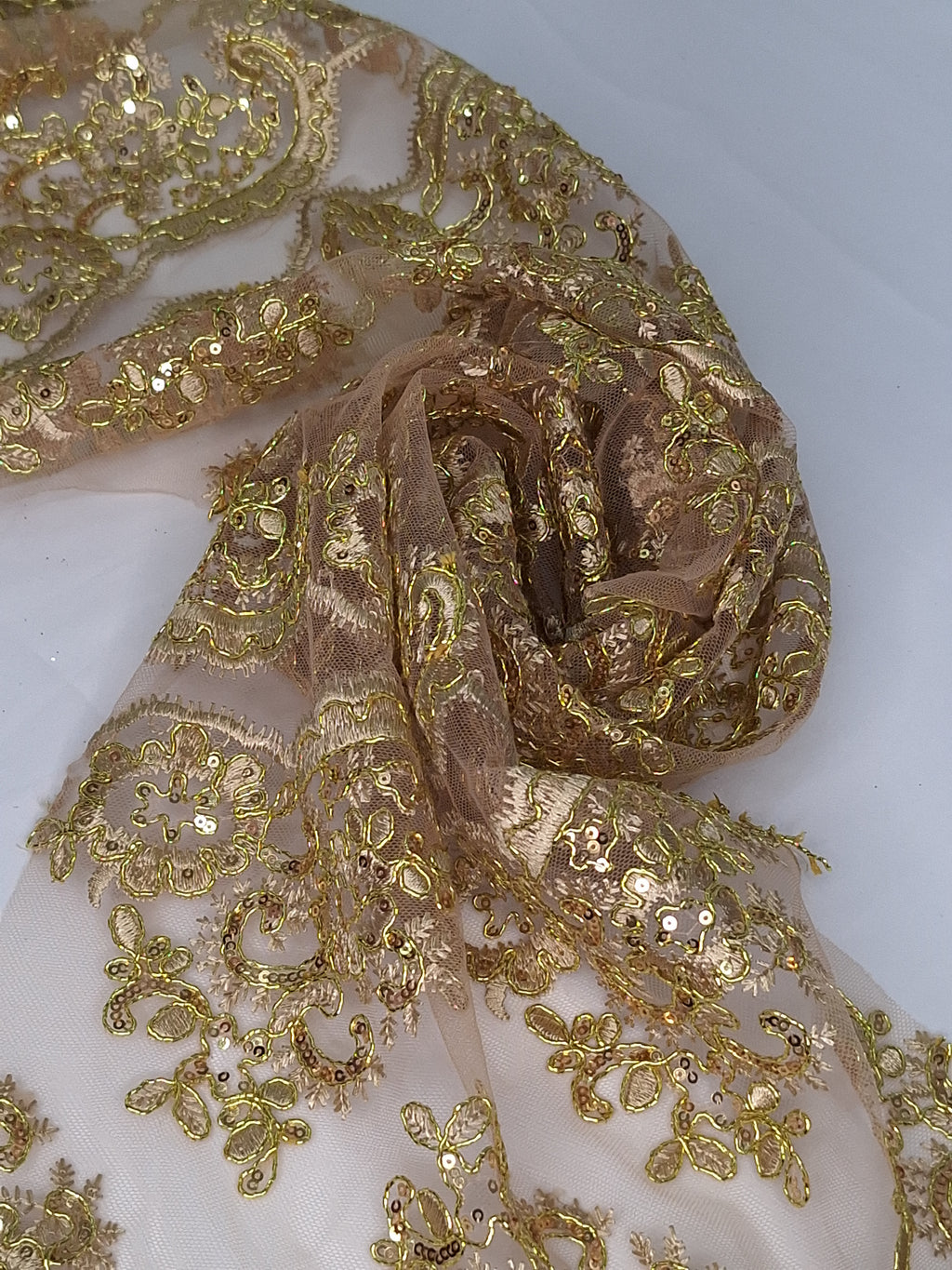 Tul Bordado Con Diseño Floral Con Lentejuela Color Oro- HH143 ideal para vestidos de noche de boda y de XV años