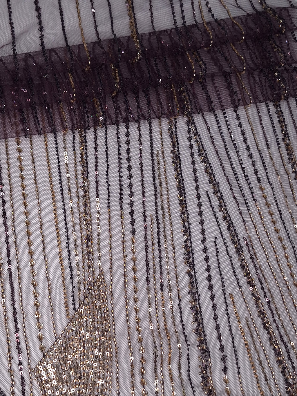 Tul Bordado Con Lentejuela Y Chaquira Color Morado-HH170 ideal para vestidos de noche de boda y de XV años