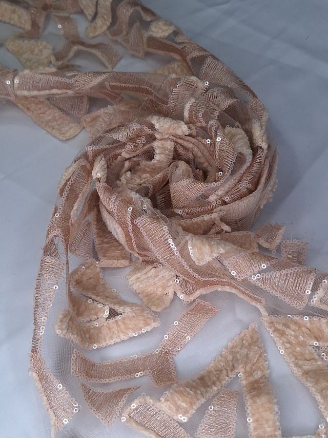 Tul bordado color nude A892, ideal para vestidos de noche de boda y de XV años