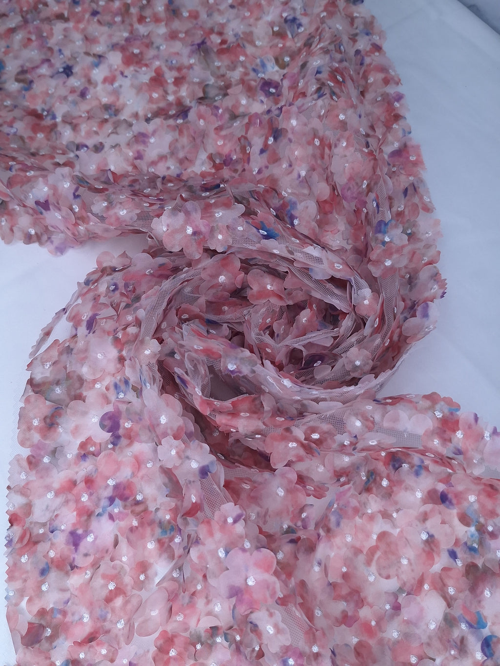 Tul bordado color rosa H223, ideal para vestidos de noche de boda y de XV años