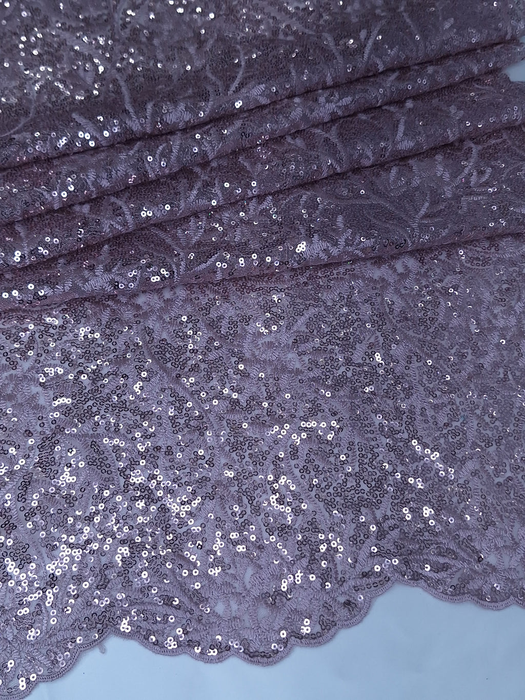 Tul bordado color malva H178, ideal para vestidos de noche de boda y de XV años