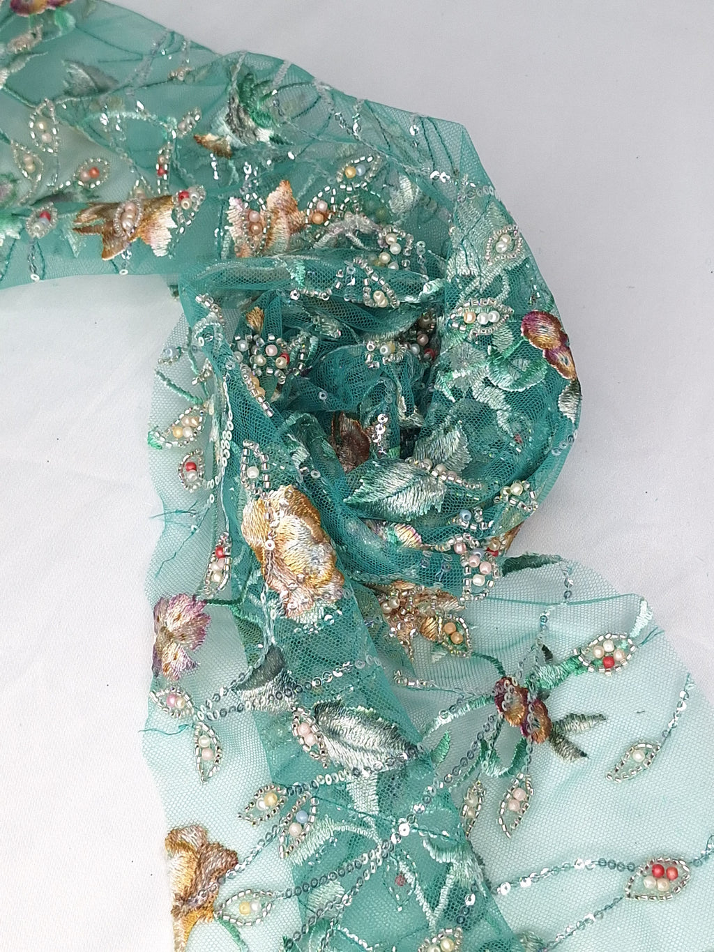 Tul bordado color verde H073, ideal para vestidos de noche de boda y de XV años
