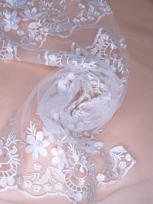 Tul bordado color blanco H139, ideal para vestidos de noche de boda y de XV años