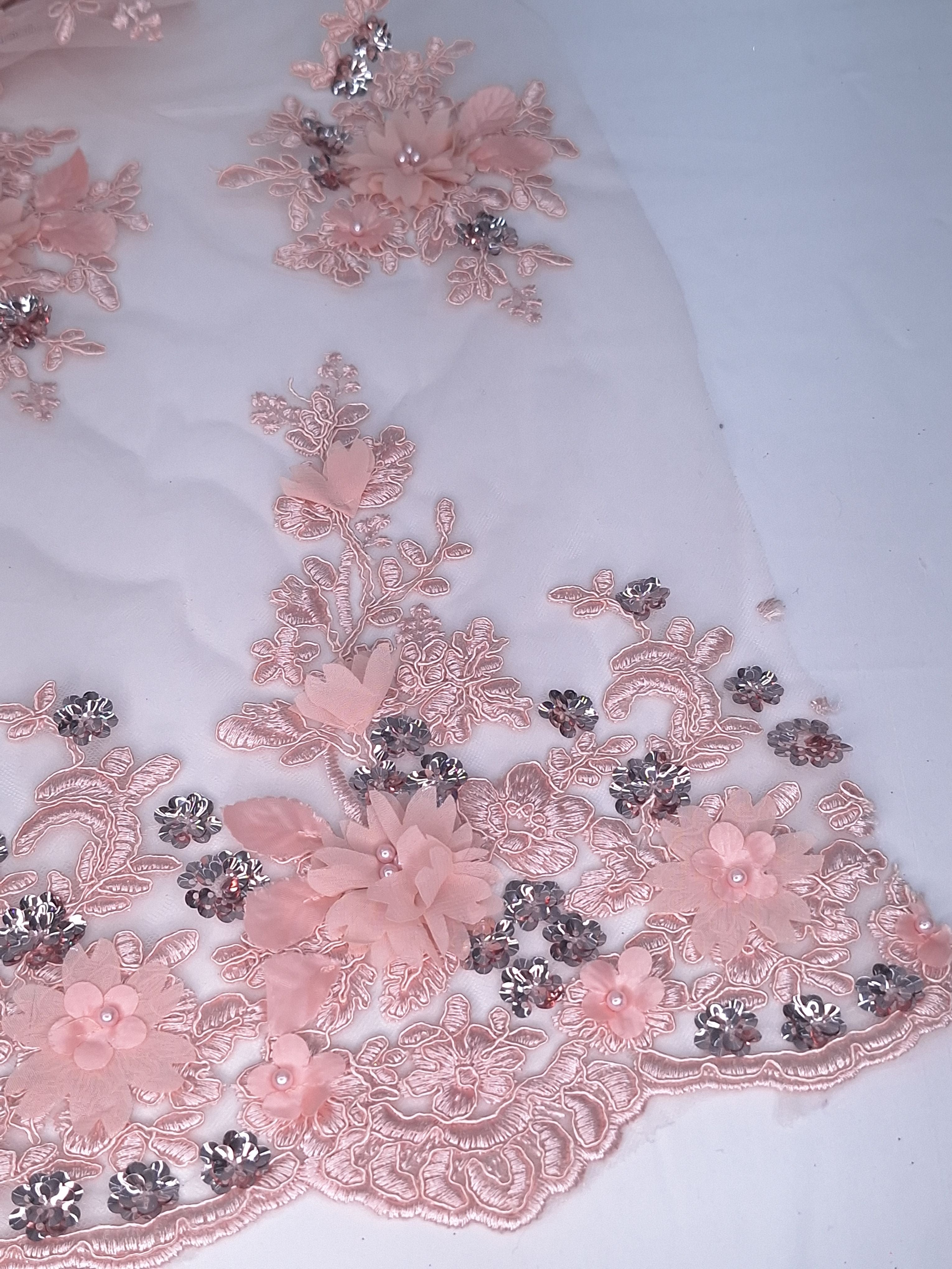 Tul bordado color blush H134, ideal para vestidos de noche de boda y de XV años