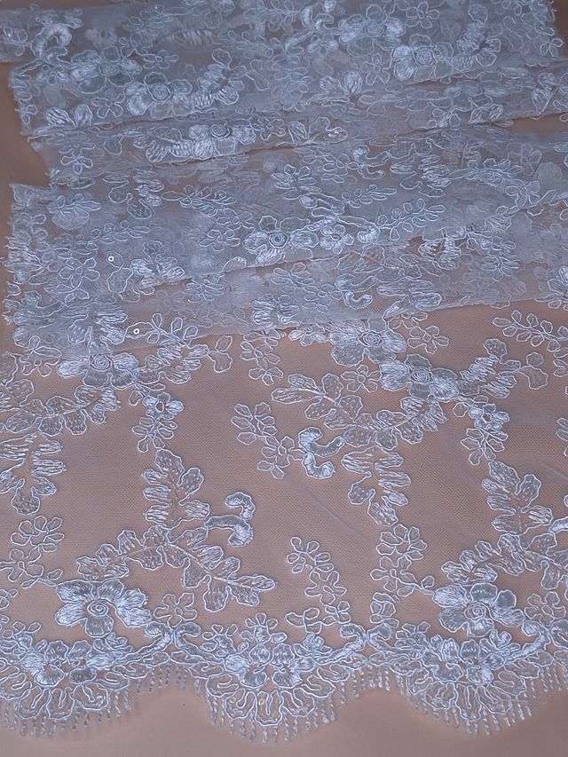 Tul bordado color blanco  H165, ideal para vestidos de noche de boda y de XV años
