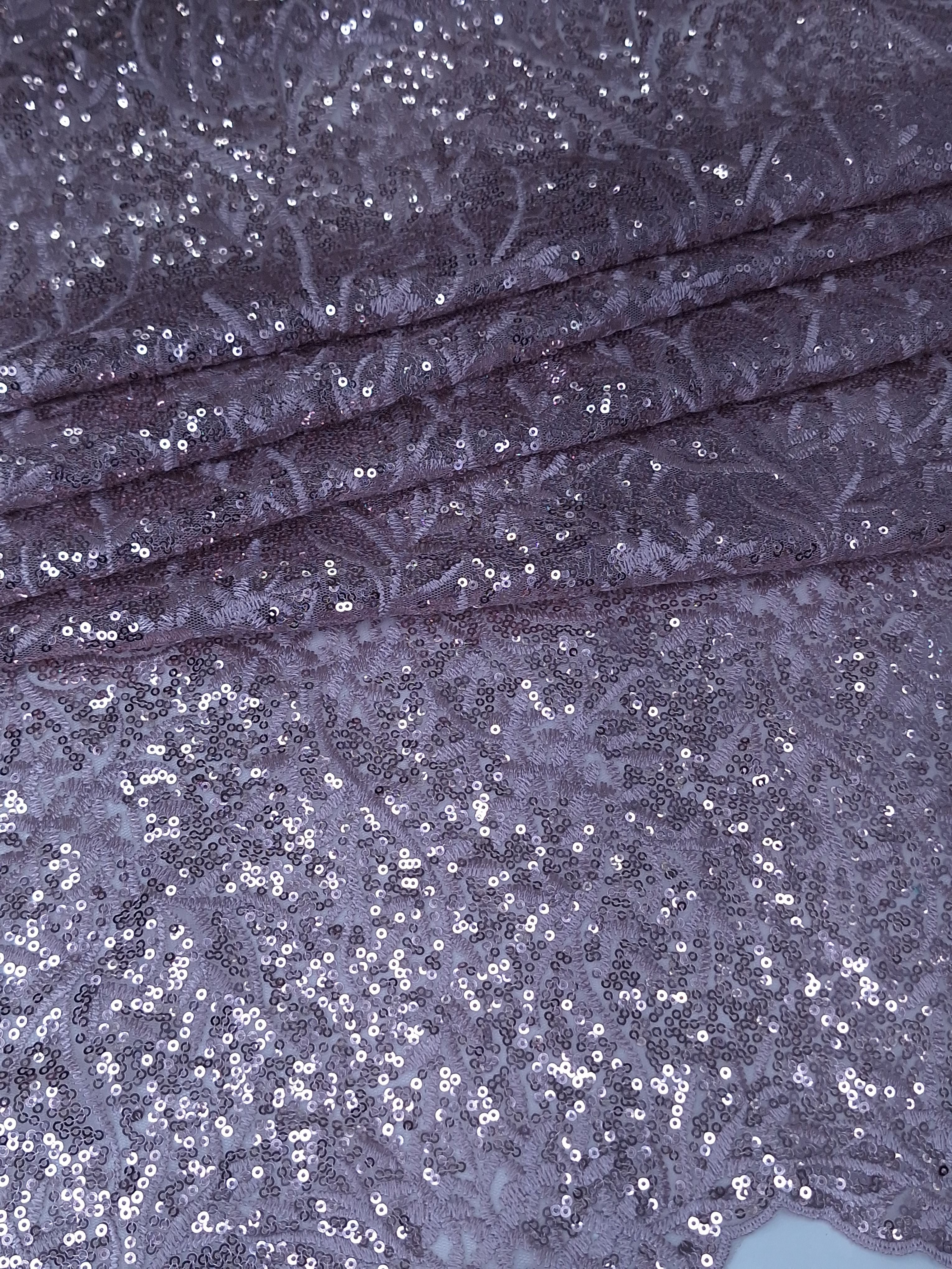 Tul bordado color malva H178, ideal para vestidos de noche de boda y de XV años