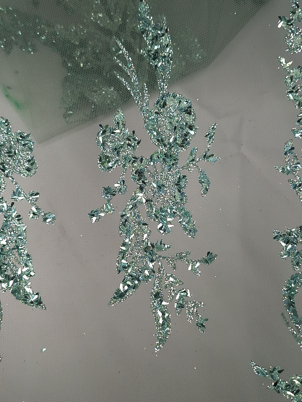Tul bordado color verde H096, ideal para vestidos de noche de boda y de XV años