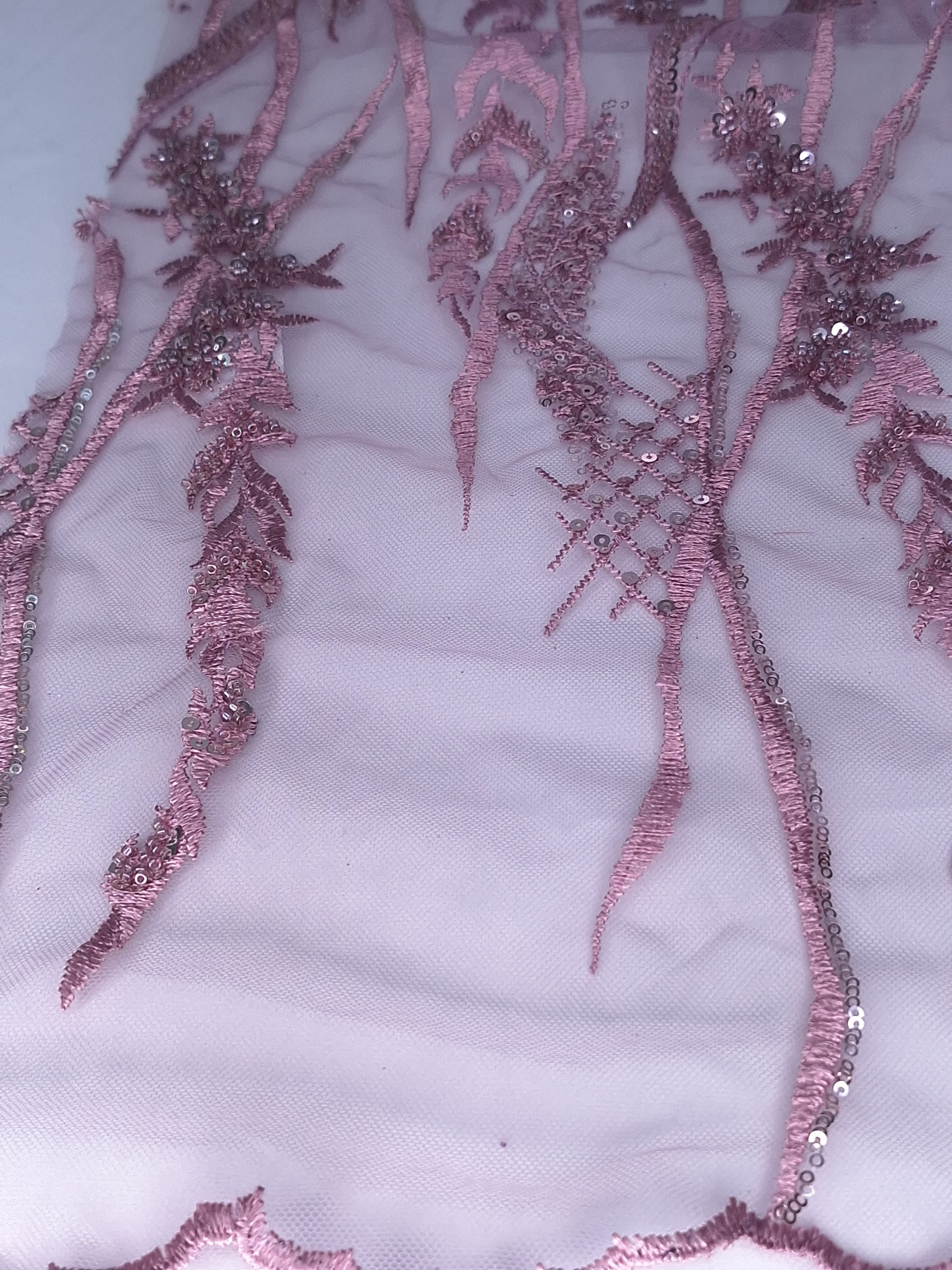 Tul bordado Color Mauve A951, ideal para vestidos de noche de boda y de XV años