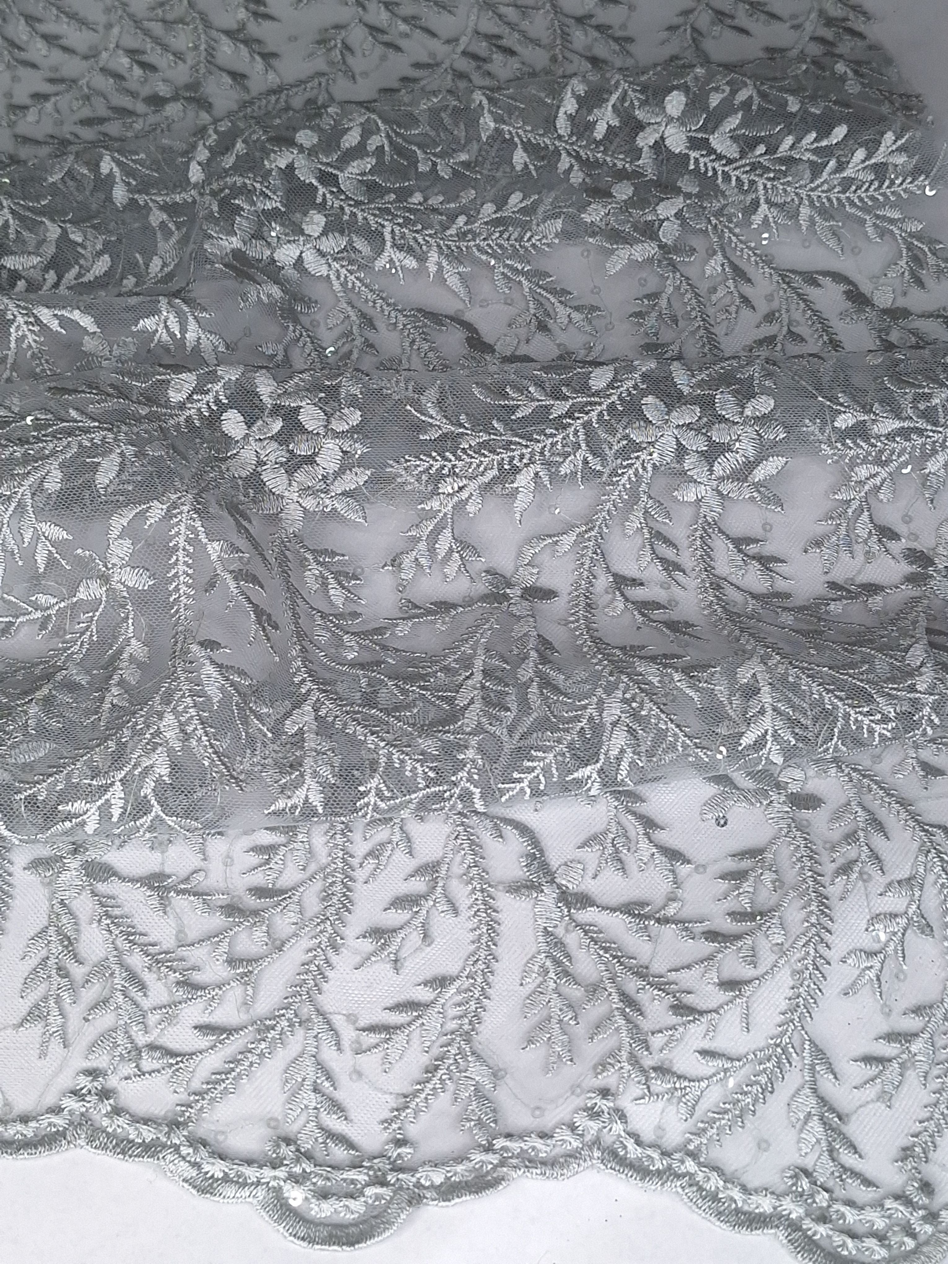Tul bordado color plata H083, ideal para vestidos de noche de boda y de XV años