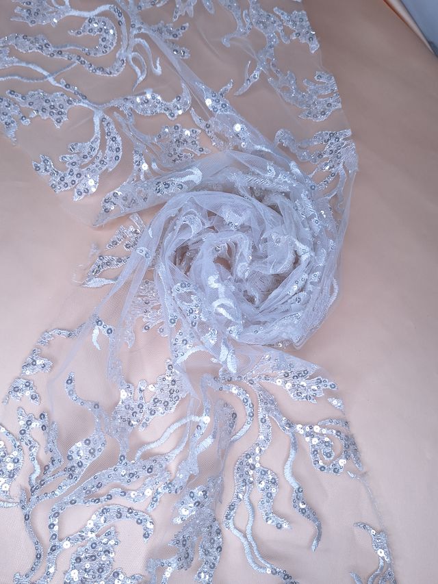 Tul bordado color blanco A946, ideal para vestidos de noche de boda y de XV Años