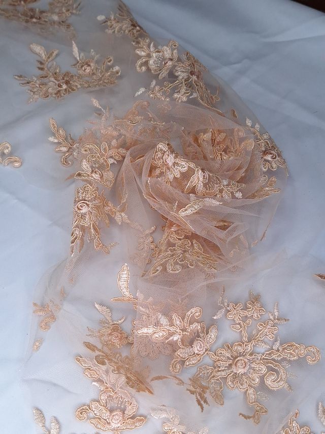 Tul bordado color nude A926, ideal para vestidos de noche de boda y de XV años