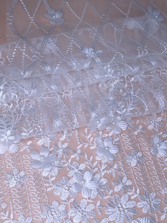 Tul bordado color hueso A928, ideal para vestidos de noche de boda y de XV años