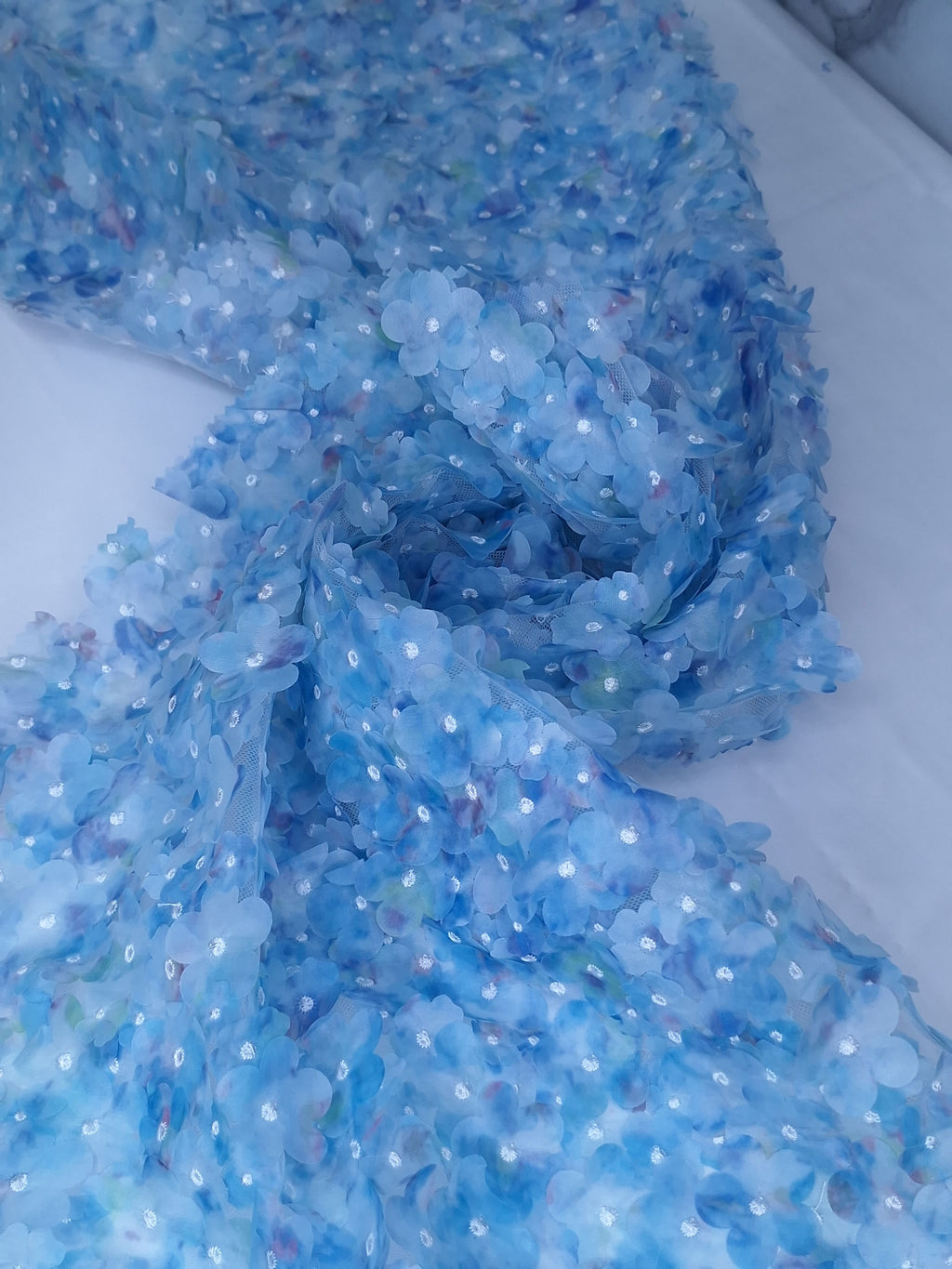 Tul bordado color azul H223, ideal para vestidos de noche de boda y de XV años
