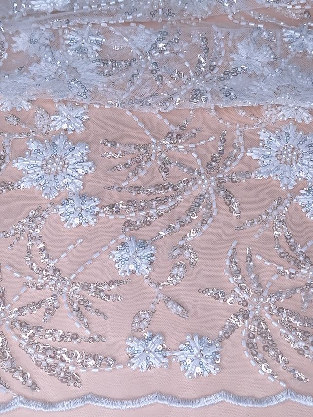Tul bordado color blanco H101, ideal para vestidos de noche de boda y de XV años