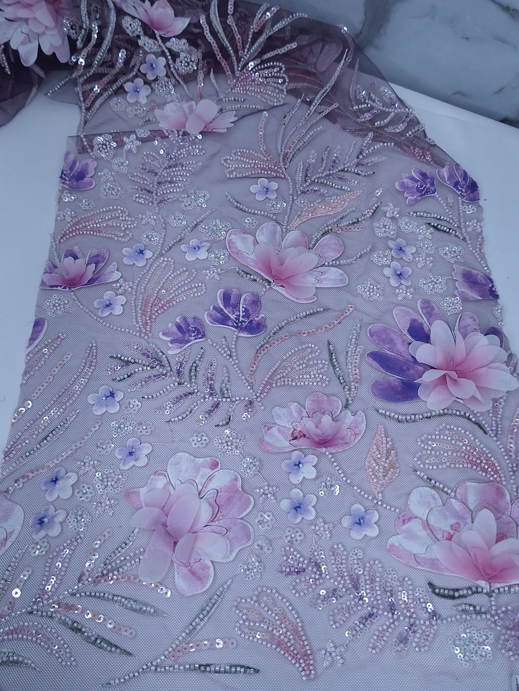 Tul bordado color lila morado H150 ideal para vestidos de noche de boda y de XV años