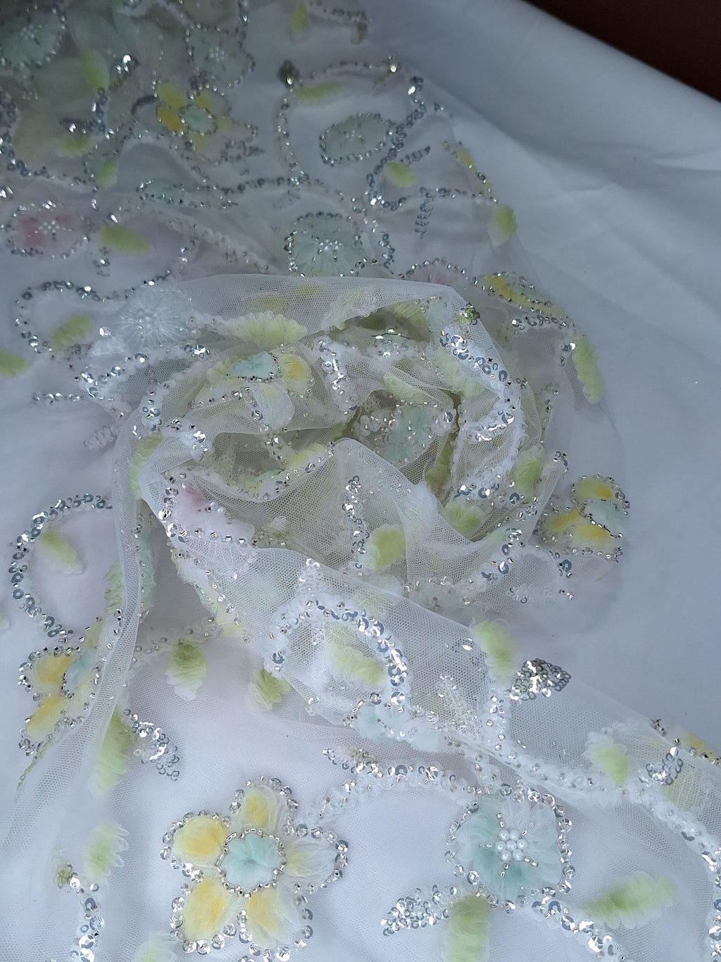 Tul bordado color verde H032, ideal para vestidos de noche de boda y de XV años