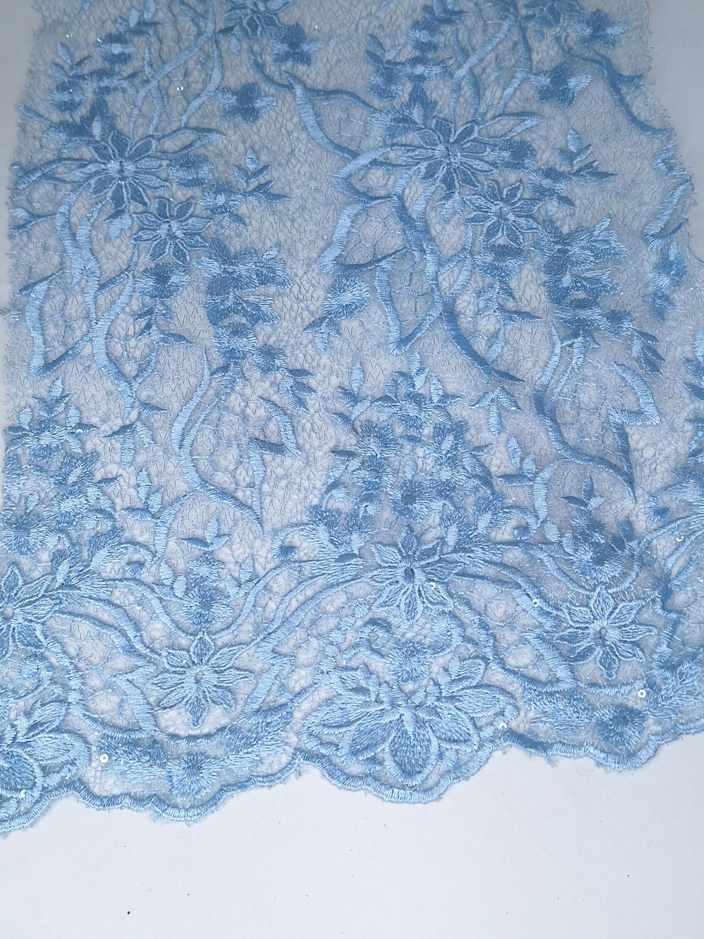 Tul bordado color cielo H038, ideal para vestidos de noche de boda y de XV años